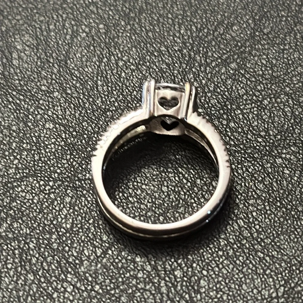 Round Turmaline With Rhodium Plated Silver-Tone Size 8.5 Ring